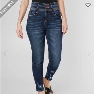 KanCan Kurvy Ultra High Skinny Jeans